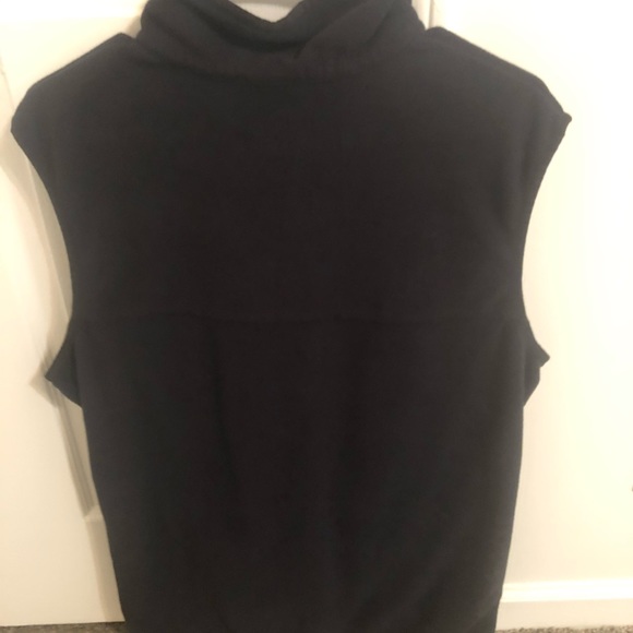 Black Columbia Vest - Picture 3 of 3